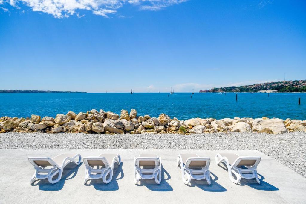 Floating Sea House Aurora Villa Portoroz Luaran gambar